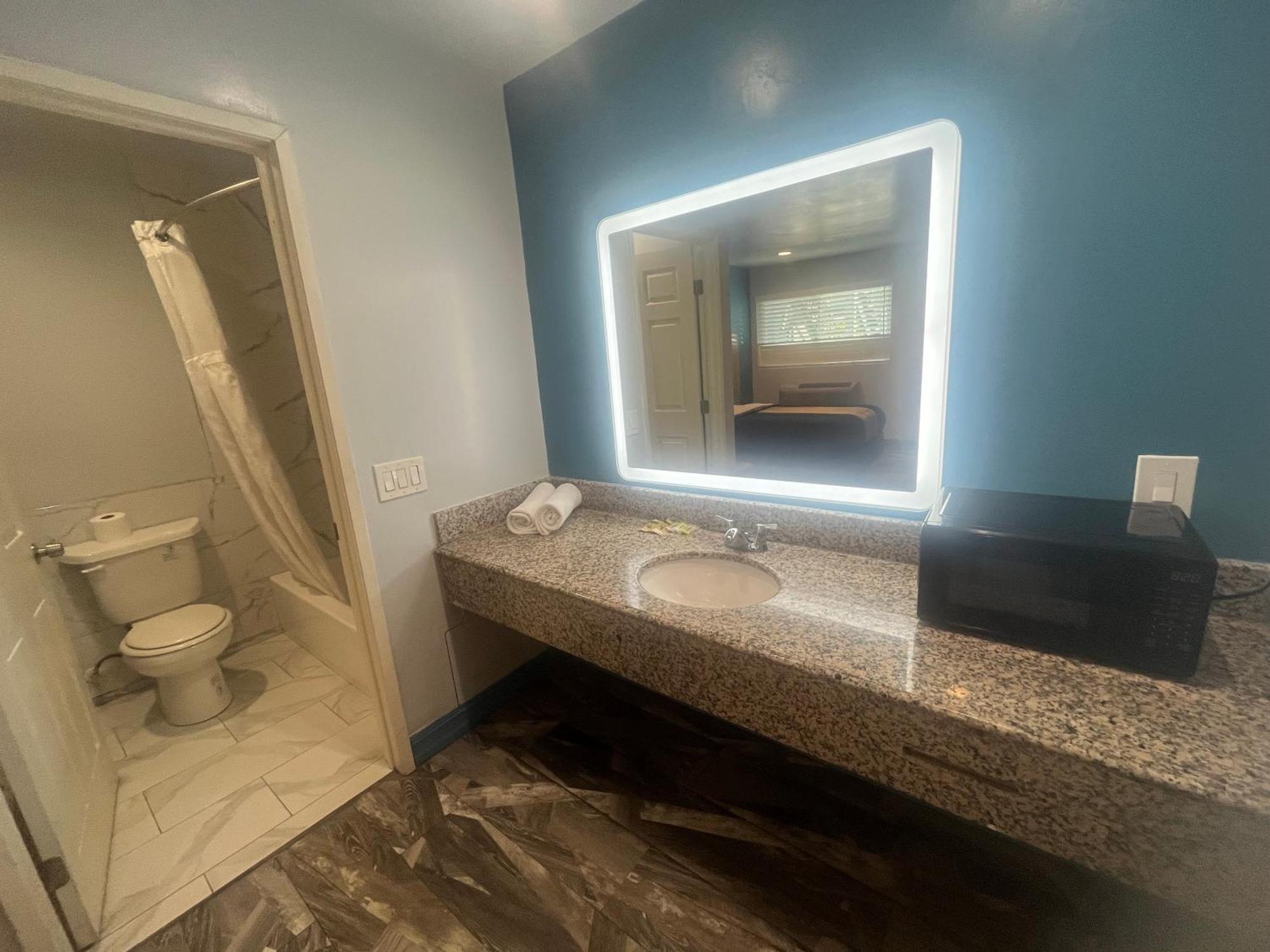 Travel Inn Motel Anaheim Extérieur photo